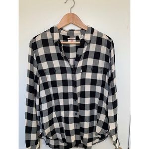 LEVI’S Women’s Boyfriend Fit Shirt